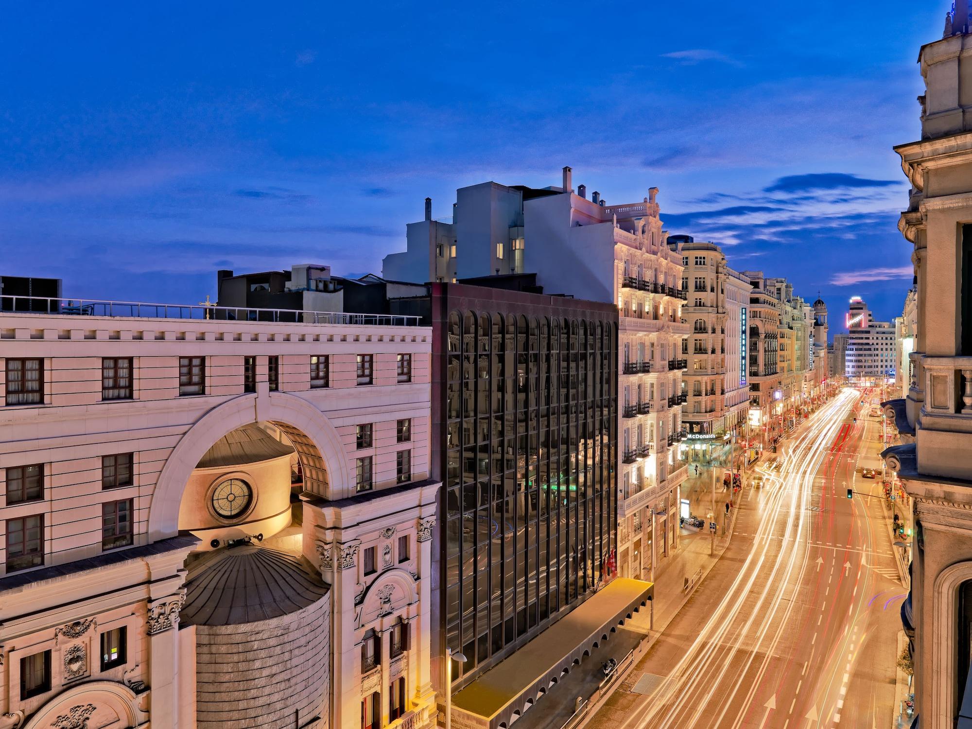 Boutique Hotel H10 Villa De La Reina Madrid Exterior photo